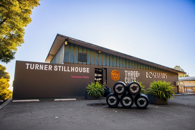 1 Hour Distillery Tour & Tasting in Turner Stillhouse - What happens during the one-hour visit