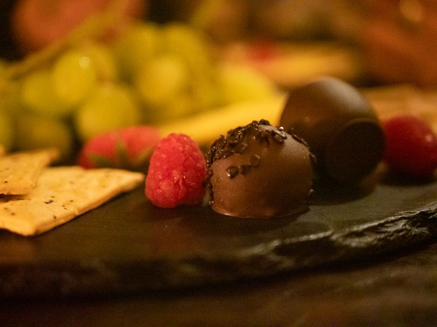 2-Hour Deluxe Whiskey & Food Tasting - Why the food pairings matter