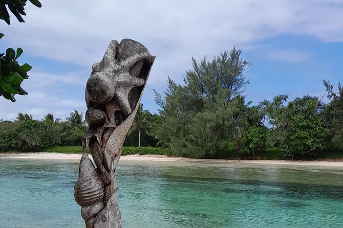 83 Islands Distillery & Sightseeing of Port Vila with Yumi Tours - The waterfront market shows everyday Port Vila