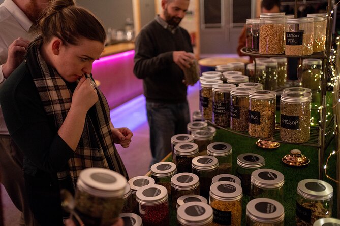 Aberdeen’s Distillery Discovery Tour - A shop stop for bottles and miniature tasting boxes