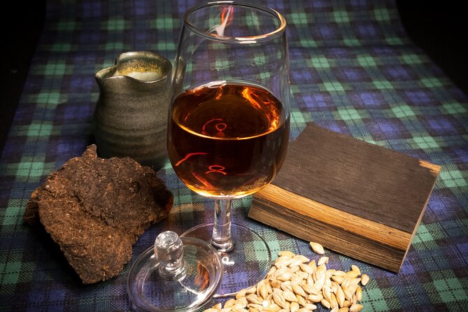 Afternoon Whisky Tasting in a Traditional Edinburgh Bar - Why a bar makes this whisky lesson work