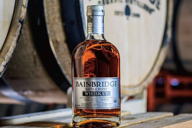 Bainbridge Island Discovery and Whiskey tasting Tour - A pause at Halls Hill Lookout and Labyrinth