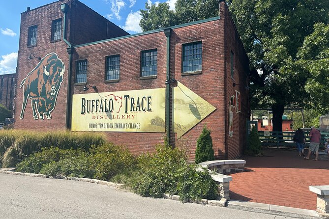 Bourbon Bites. The Kentucky Bourbon Tours Experience - Bulleit Brings a Modern Production Scale