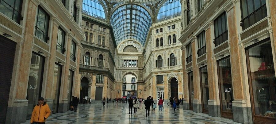 Bourbon Naples: Exclusive guide and Royal Palace pass - Starting beside the Neptune Fountain in Municipio Square