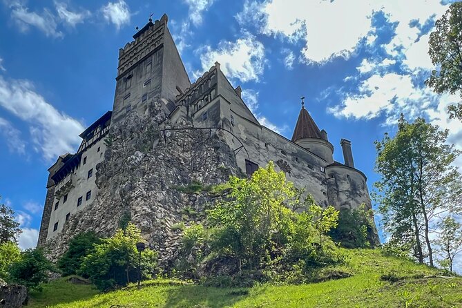 Bran (Dracula) Castle, Bear Sanctuary, Rasnov Fortress & Palinca Distillery - Why the small group matters