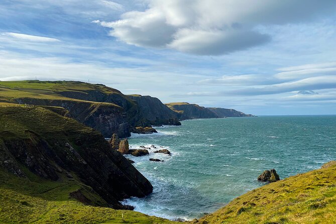 Castles, Coastline and Whisky Tasting Tour with Admission - Tantallon Castle on the coast