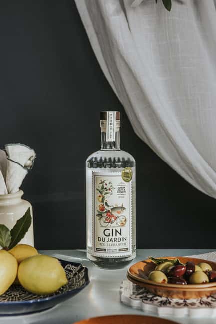 Chelsea: Guided tour of the Square Distillery - Inside the production room