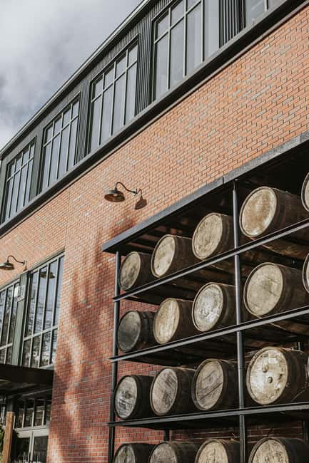 Chelsea: Guided tour of the Square Distillery - Planning your visit from Ottawa