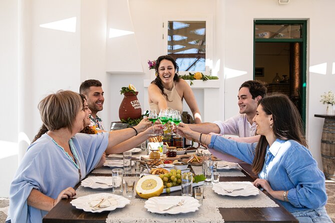 Citron Tasting and Distillery 1-Hour Guided Tour in Naxos - Quick Takeaways