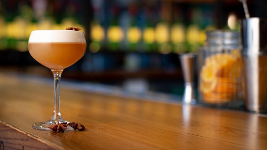 Cork: Jameson Cocktail Making Class at Midleton Distillery - Should you book the Jameson cocktail class?