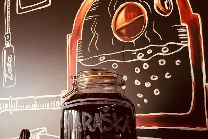Craft Gin and exclusive brandies in unique distillery - Who will enjoy this most?
