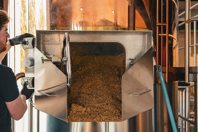 Distillery and Brewery Tour in Inverness Scotland - Language, access, and meeting-point details