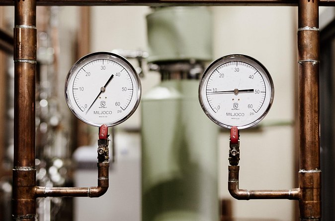 Distillery Tour at Gate 11 - Why the guide matters here