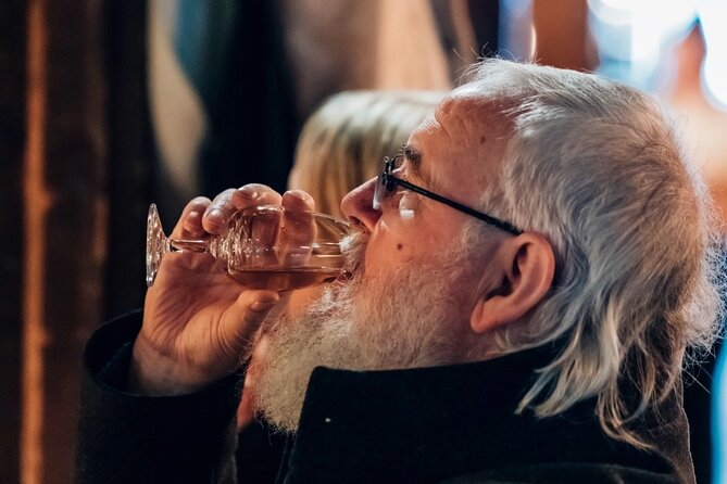 Dublin 6 Whiskey Tasting & 3 Food Pairing Walking Tour with Local - Why this whiskey walk works better than a single tasting room