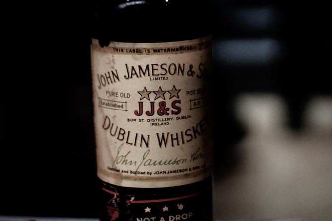 Dublin Jameson Distillery and Guinness Storehouse Guided Tour - Jameson Distillery Bow St. and the whiskey tasting