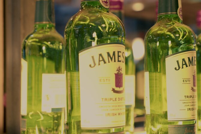 Dublin Private Guinness and Jameson Whiskey Tour with Transfers - Jameson’s cocktail and three-whiskey comparison