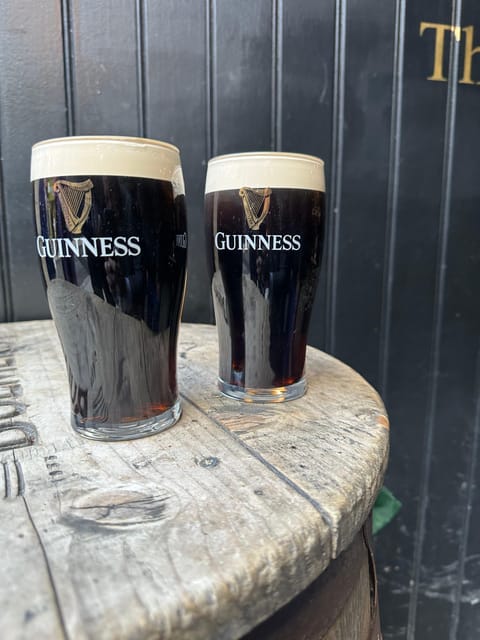 Dublin: Pub Tour. Pour The Perfect Guinness, Whiskey & Music - Four pubs, four different sides of Dublin