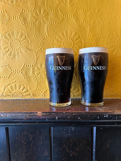 Dublin: Pub Tour. Pour The Perfect Guinness, Whiskey & Music - Who will get the most from this pub tour?