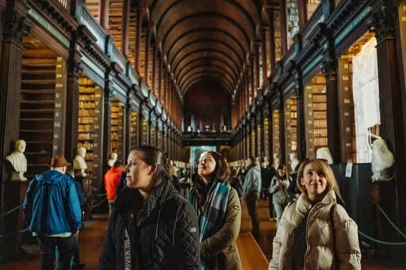 Dublin: Trinity College, Castle, Guinness and Whiskey Tour - Guinness Storehouse and the rooftop pint