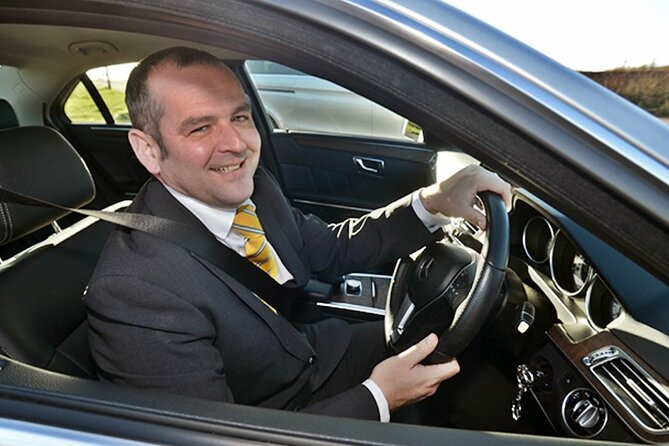 Edinburgh Day Tour with Johnnie Walker Distillery Experience - What the private vehicle adds