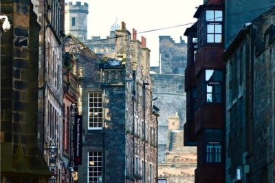 Edinburgh Food Tour with Scotch, Haggis, a Secret Dish & More