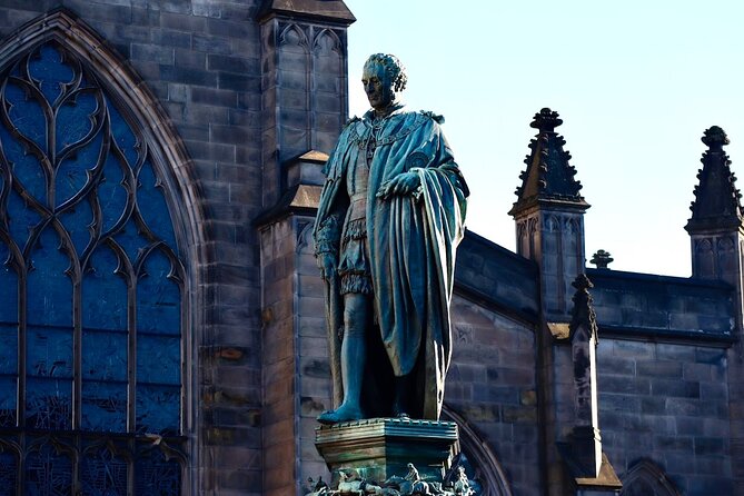 Edinburgh Food Tour with Scotch, Haggis, a Secret Dish & More - Learning how to taste Lowland whisky
