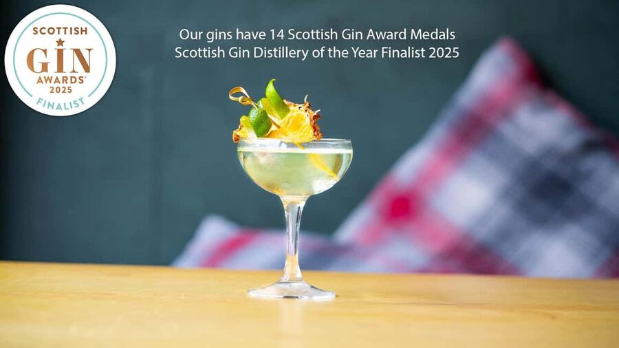 Edinburgh: Gin Tour & Tasting - South Loch Distillery - Tasting three South Loch gins