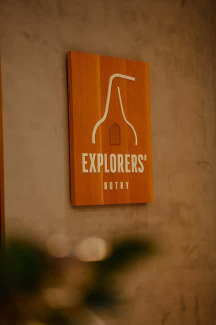 Edinburgh: Johnnie Walker Whisky Explorers Guided Tasting - The rare lowland grain whisky