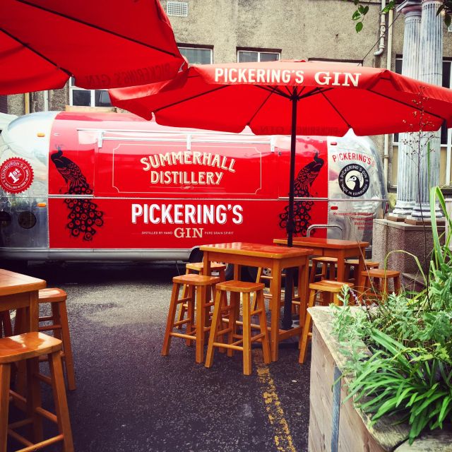 Edinburgh: Pickering's Gin Jolly Tour (Distillery & Tasting) - Four gins, several mixers, and a proper comparison