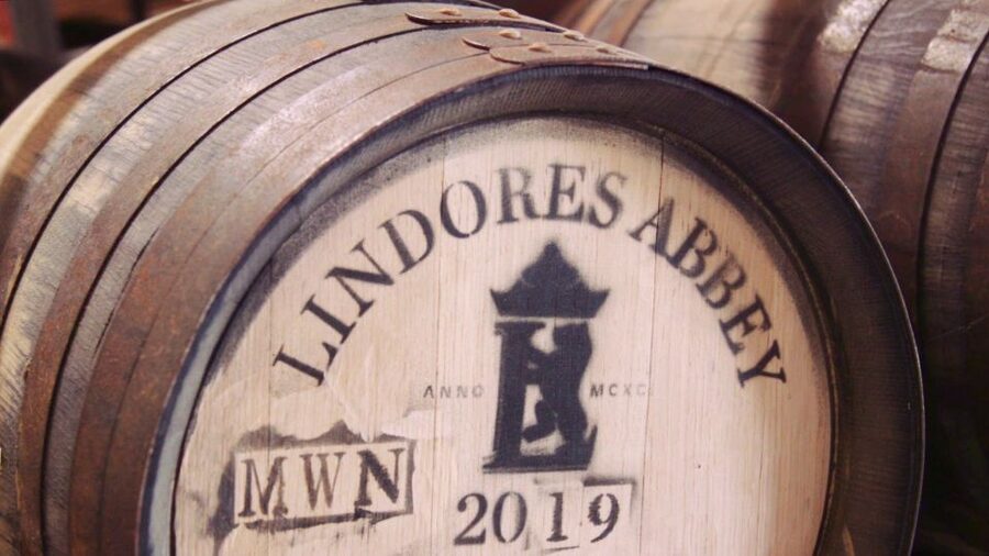 Edinburgh: Stirling, Whisky and St Andrews Tour in Spanish - Is $70 good value?
