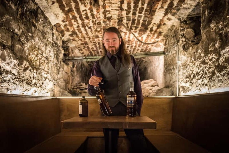 Edinburgh: The Lost Close Underground Scotch Whisky Tasting - Four whiskies that show Scotland by region