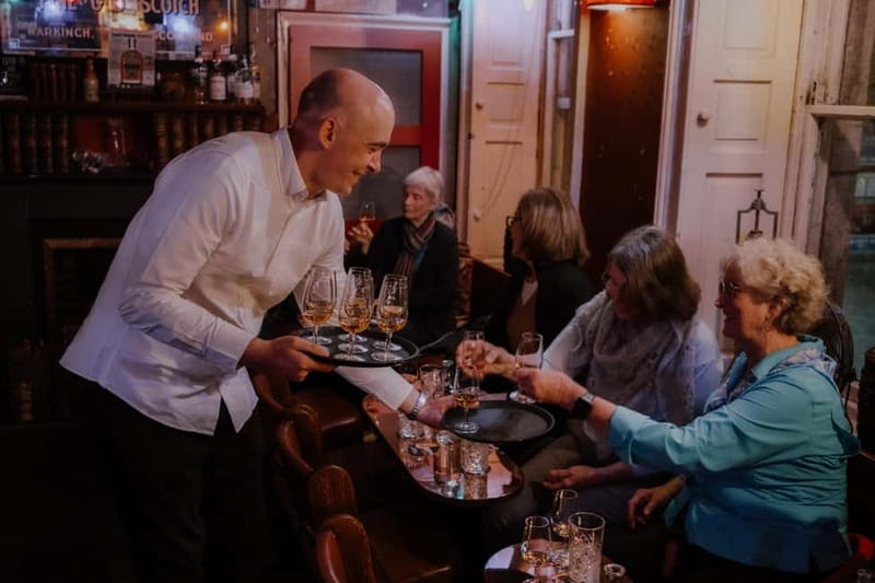 Edinburgh: Whisky Tasting and Storytelling in a Historic Pub - Why maturation matters more than whisky beginners expect