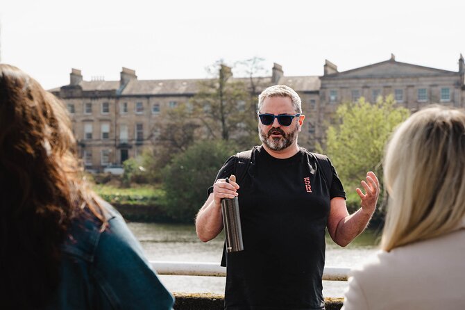 Explore Glasgow: Scottish Rogue Whisky Walking Pub Crawl - St Enoch Square and the start at 2pm