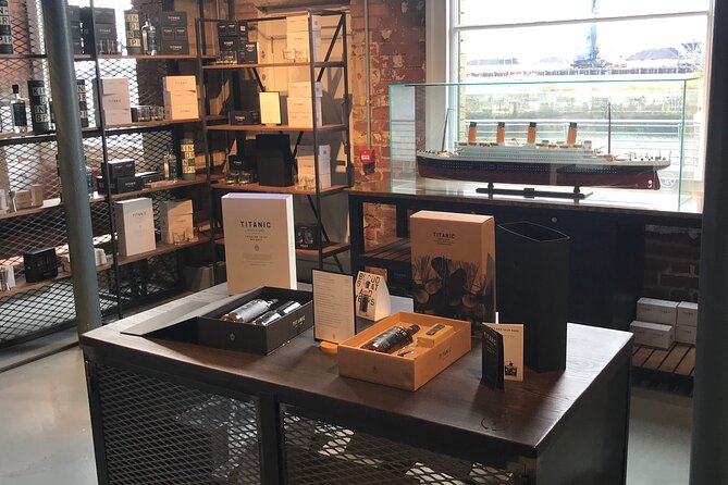Explore & Taste: Distillery Tour at Titanic Distillers - The tasting: whiskey, vodka, and a possible cocktail