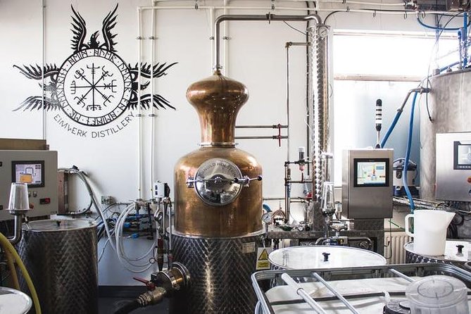 Flóki Whisky Distillery Tour & Tasting in Reykjavík - The guides make the difference