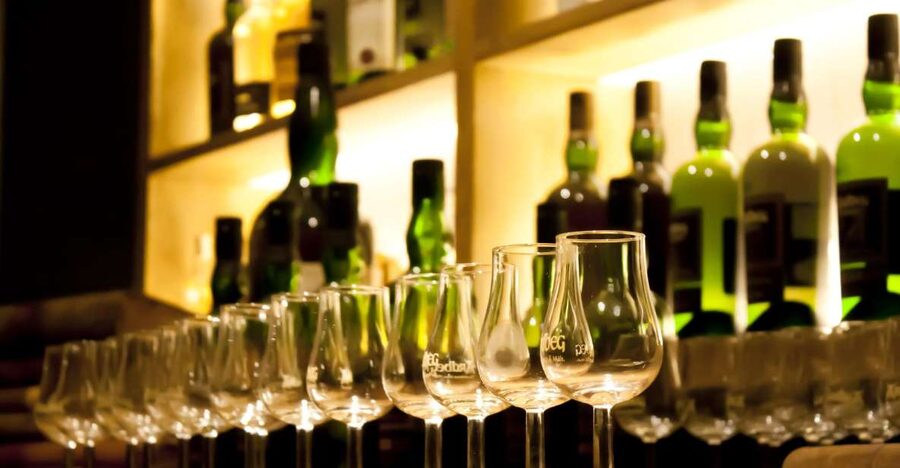 From Edinburgh: Islay and The Whisky Coast 4-Day Tour - Practical details that affect your decision