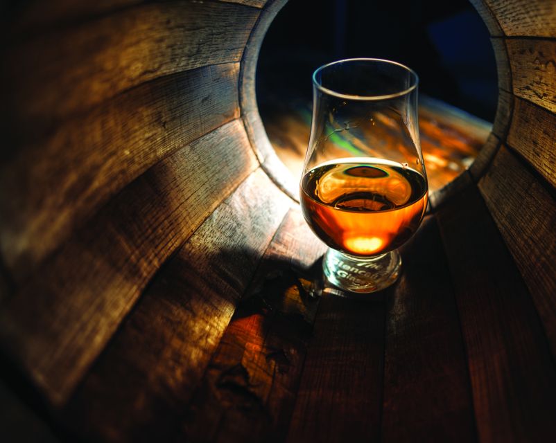 From Glasgow: Whisky and Loch Lomond Tour with Admissions - Glengoyne and the slow art of whisky