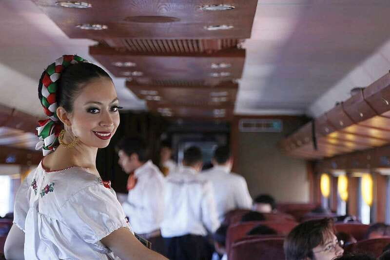 From Guadalajara: La Rojeña Distillery & Jose Cuervo Train - Who should book this day in Jalisco?