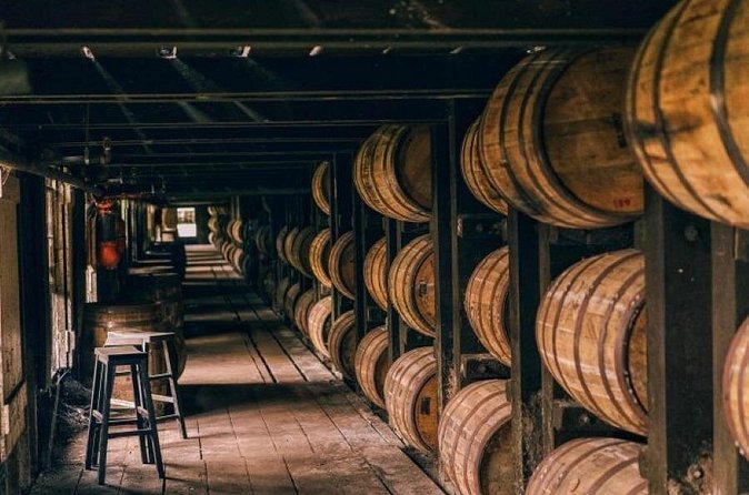 Full Day Private Bourbon Tour - Lunch keeps the day from becoming one long tasting