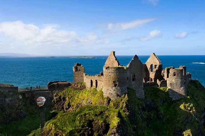 Giant Causeway, Dark Hedges & Whiskey Distillery tour from Dublin - A long northern day from Dublin