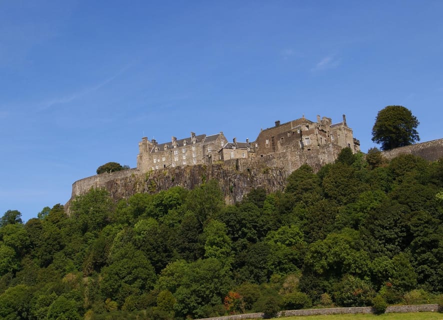 Glasgow: Stirling Castle, Loch Lomond Walk, and Whisky Tour - Key points at a glance