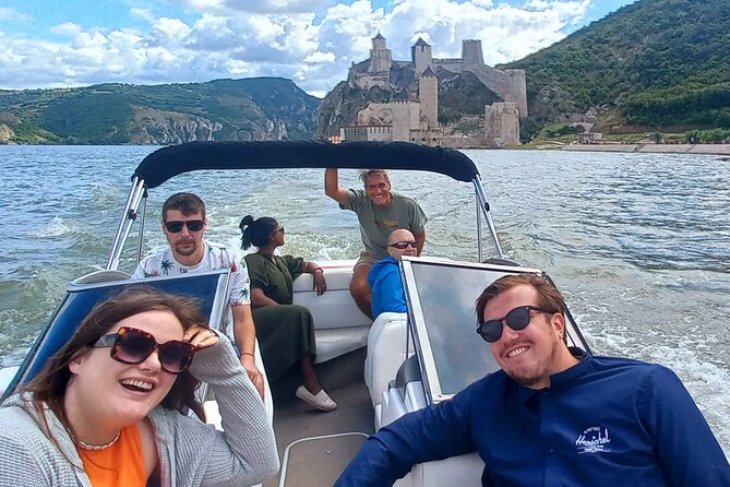 Golubac Fortress w/Iron Gate Speed Boat & Rakija Distillery tour - The one-hour speedboat ride from Golubac