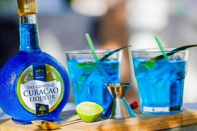 Guided Tour at the Curaçao Liqueur Distillery - Should you book the Landhuis Chobolobo tour?