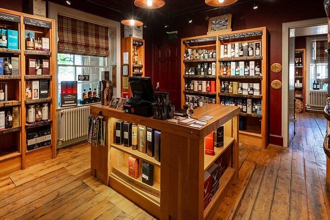 Highland Whisky Tour VIP Distillery Access and Exclusive Tastings - Glen Ord and the Singleton character