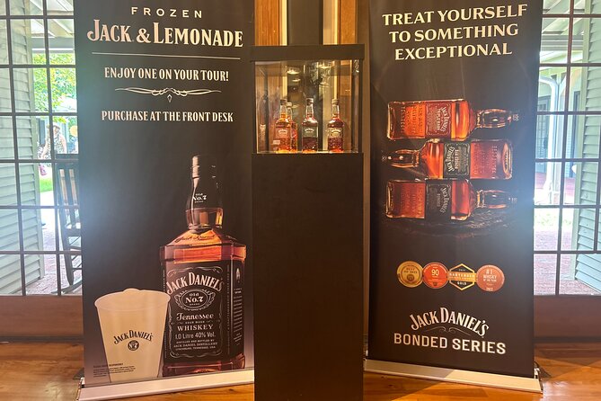 Jack Daniels Private Distillery and Dine Tour from Nashville - Lunch and 90 minutes in Lynchburg