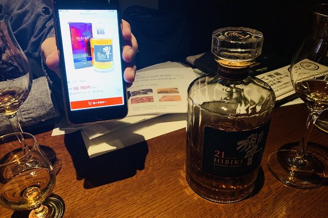 Japanese Whisky Tasting Experience at Local Bar in Tokyo - What the guides add to the evening