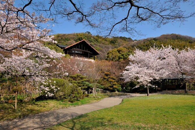 Kyoto 1 Day Suntory Yamazaki Distillery Tour and Asahi Art Museum - Why the Asahi Oyamazaki Villa Museum works so well