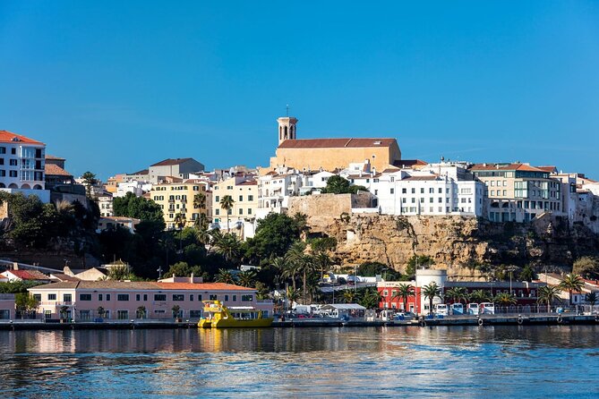 Mahon Harbour Boat Tour with Mahon Market and Gin Distillery - Two hours to explore Mahon on your own