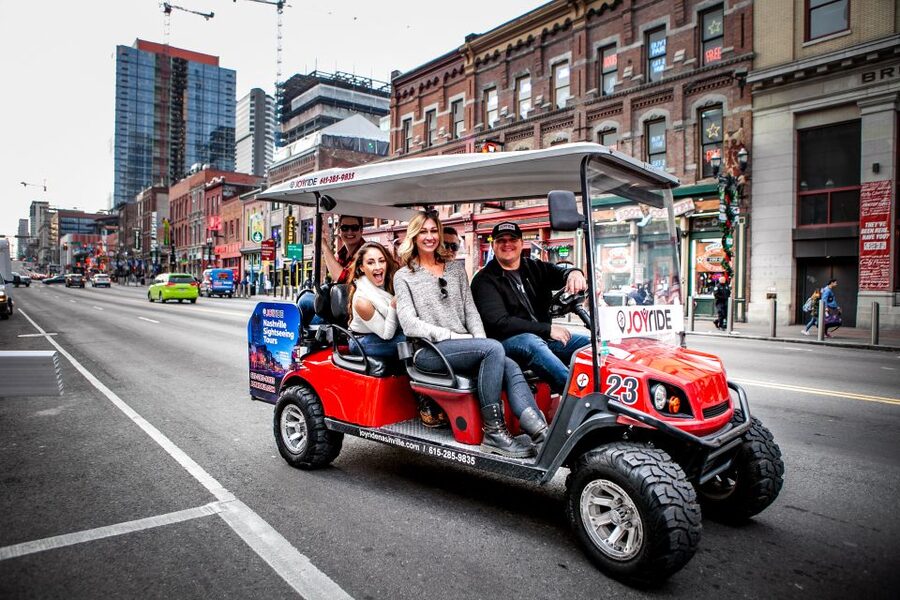 Nashville: Brewery and Distillery Cart Tour - The first stops: getting acquainted with local drinks