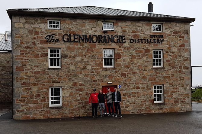 North Highland Deluxe Whisky Tour with Castle Option - Carnegie Whisky Cellars: a useful shopping stop